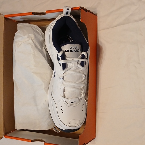 Nike Air Monarch IV Men's White Metallic Silver and Blue Sneakers Sz.9 - Picture 2 of 4